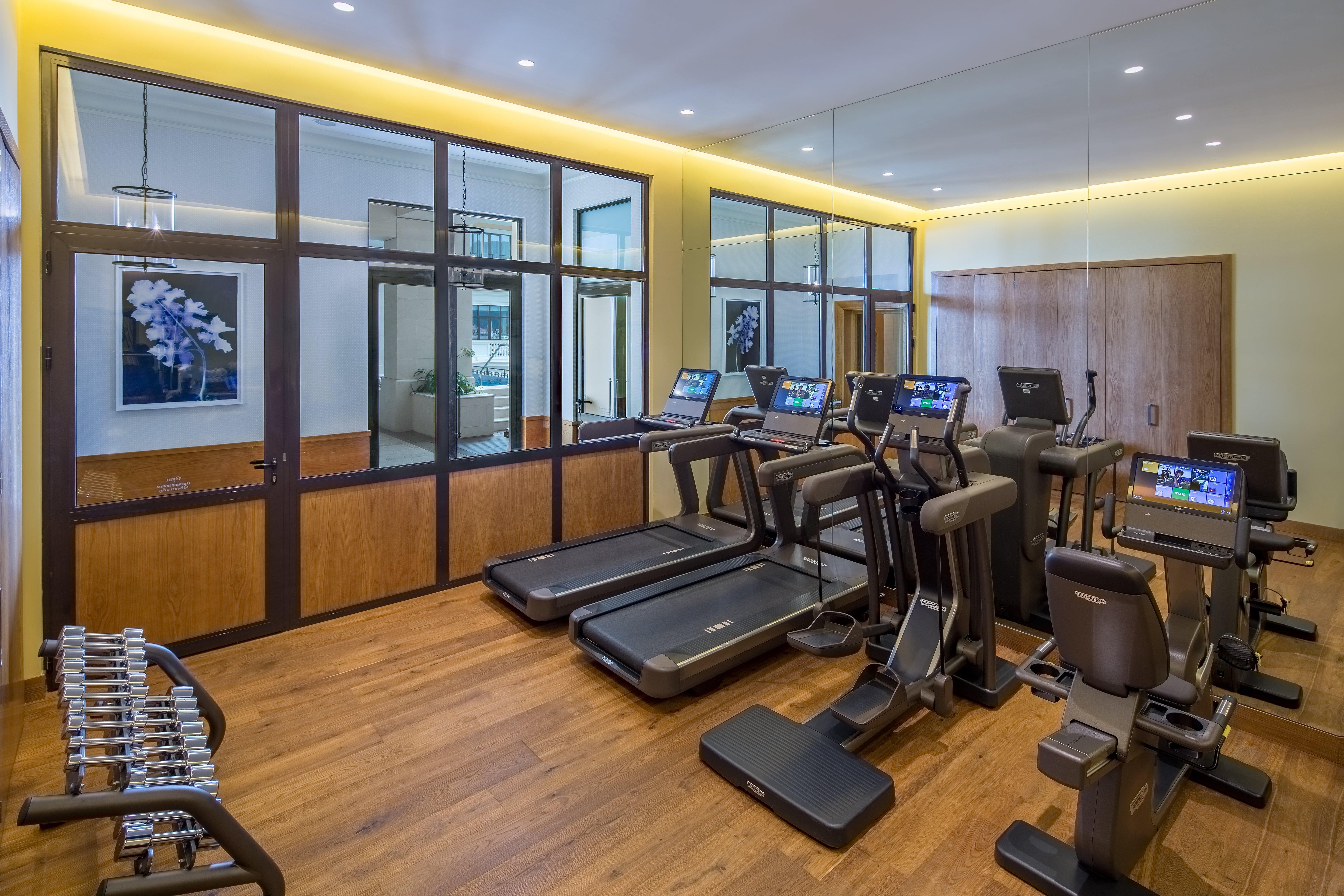Regent Porto Montenegro Tivat Exterior foto The gym at the hotel