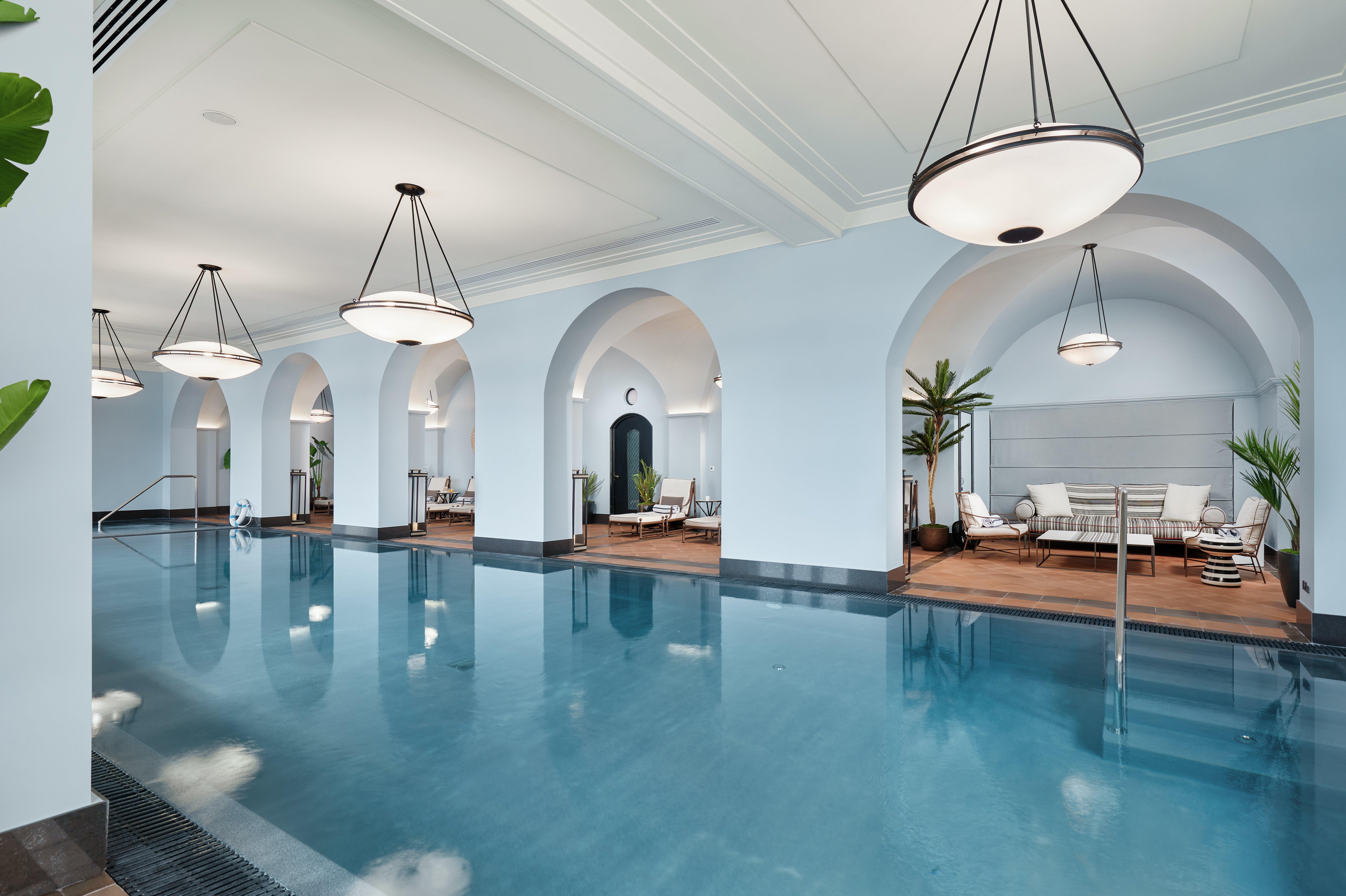 Regent Porto Montenegro Tivat Exterior foto The pool at The Connaught