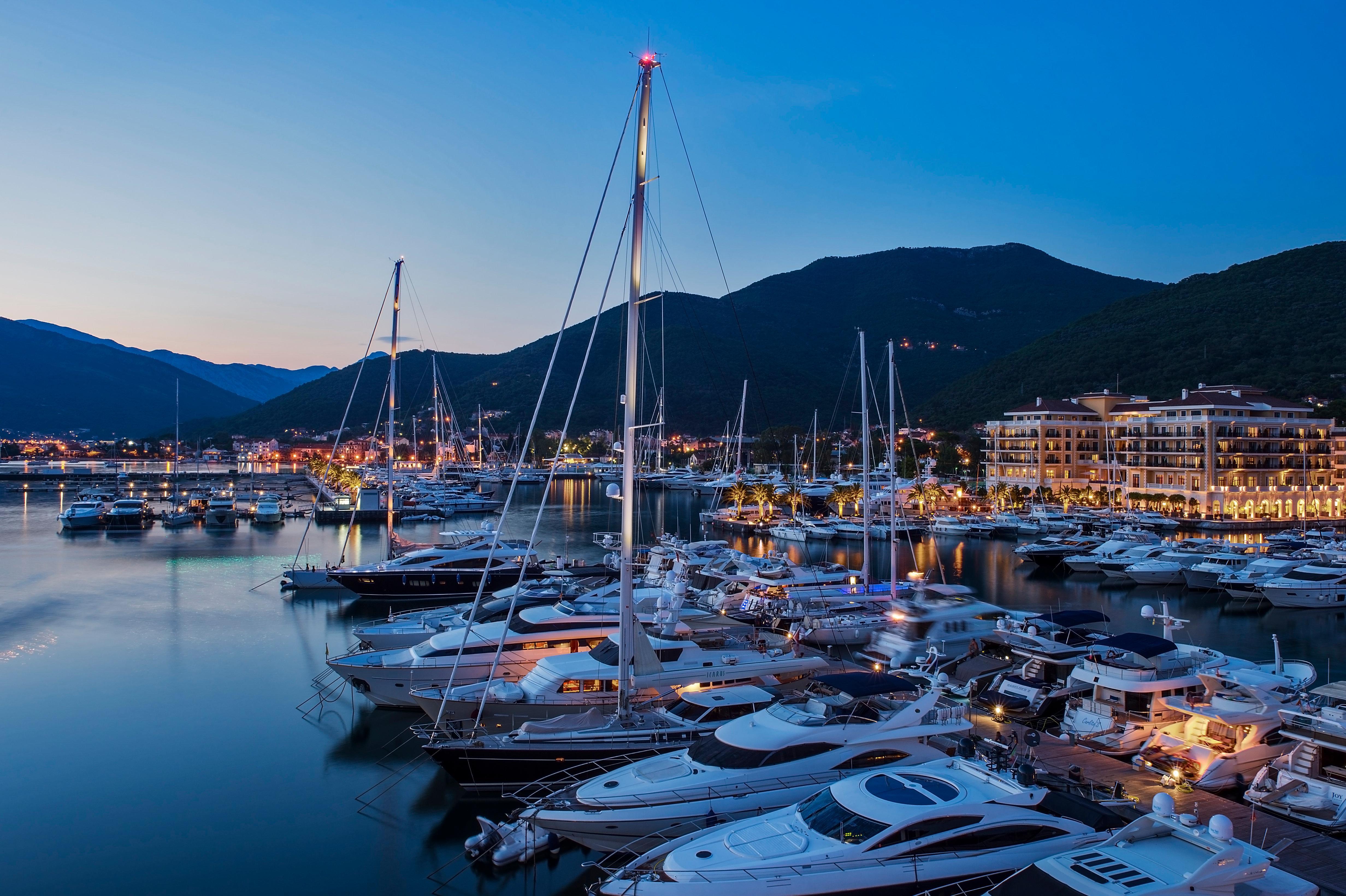 Regent Porto Montenegro Tivat Exterior foto Port of Porto Cervo